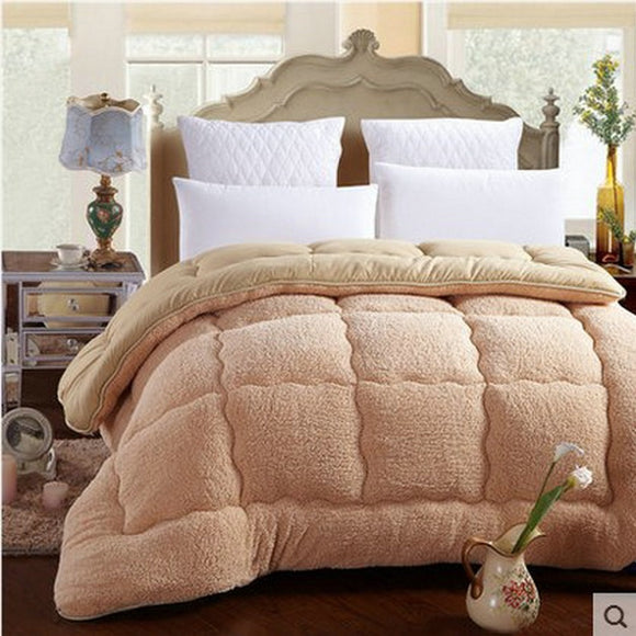 Luxurious Microfiber Faux Fur Winter Comforter